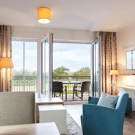 Aparthotel Waterkant Suites Suite 1-21 *